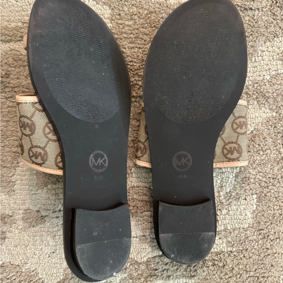 🤎💄MICHAEL KORS Slide On Flats - Picture 4 of 9